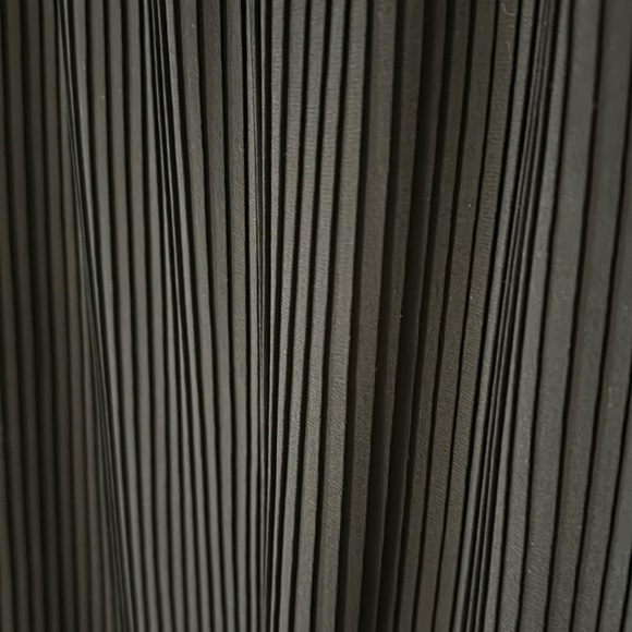 Michael Kors Navy Blue Sleeveless Top. - Picture 3 of 9